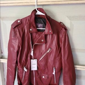 Faux red wine vintage ZARA leather jacket.